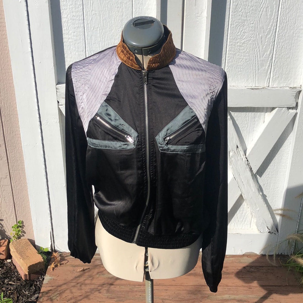 Gimmicks size small zip up lightweight jacket - Picture 1 of 6